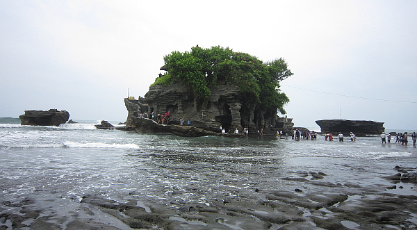 Pura Tanah Lot. Photo: Mittens and Sunglasses © 2017