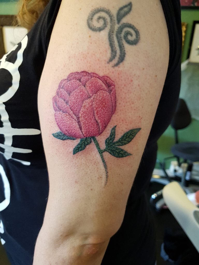 Peony tattoo. Photo: Mittens and Sunglasses © 2019