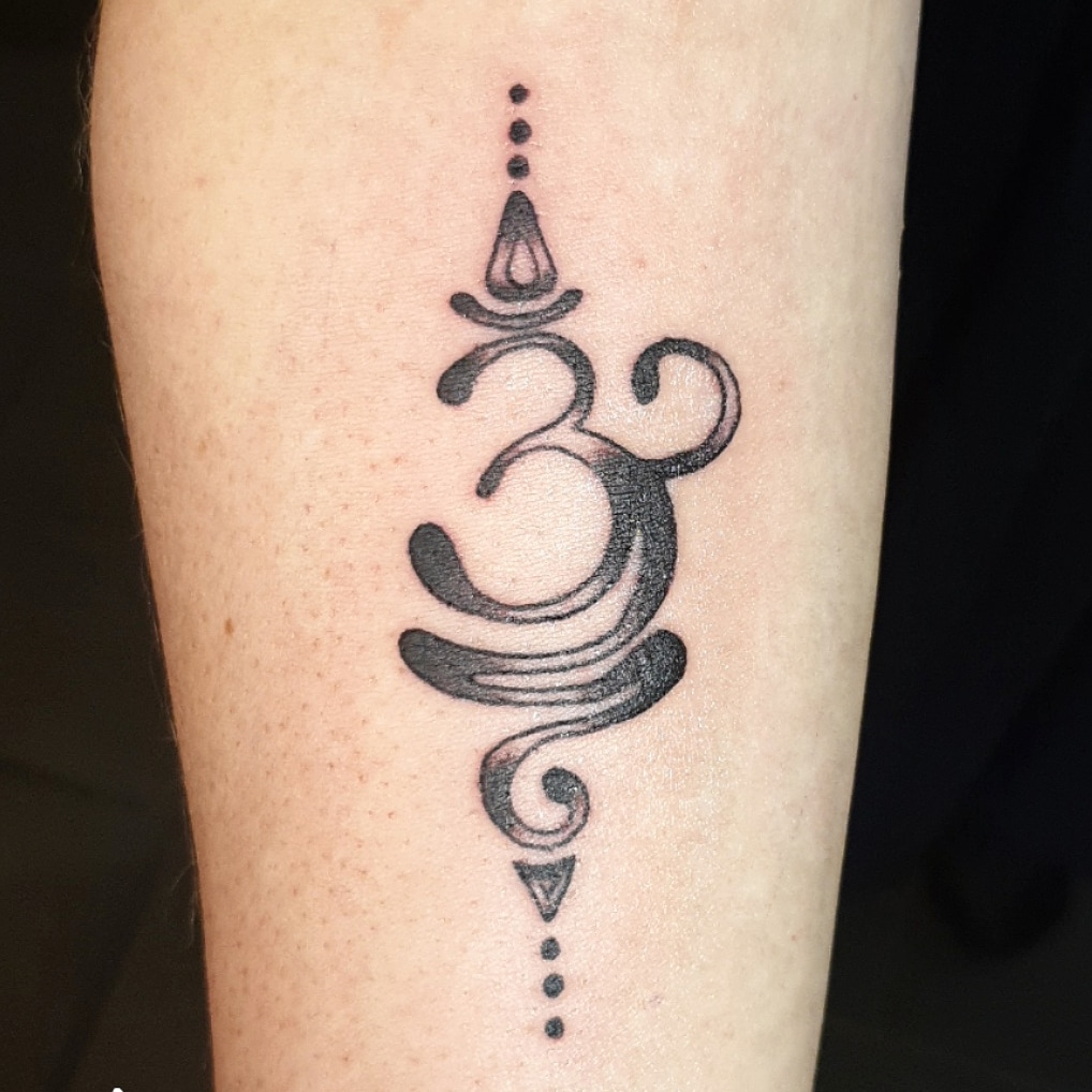 My first yoga inspired tattoo – Mittens and Sunglasses