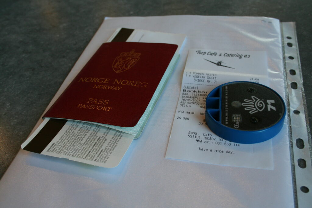 Passport, boarding card and flight info. Photo: Mittens and Sunglasses © 2007